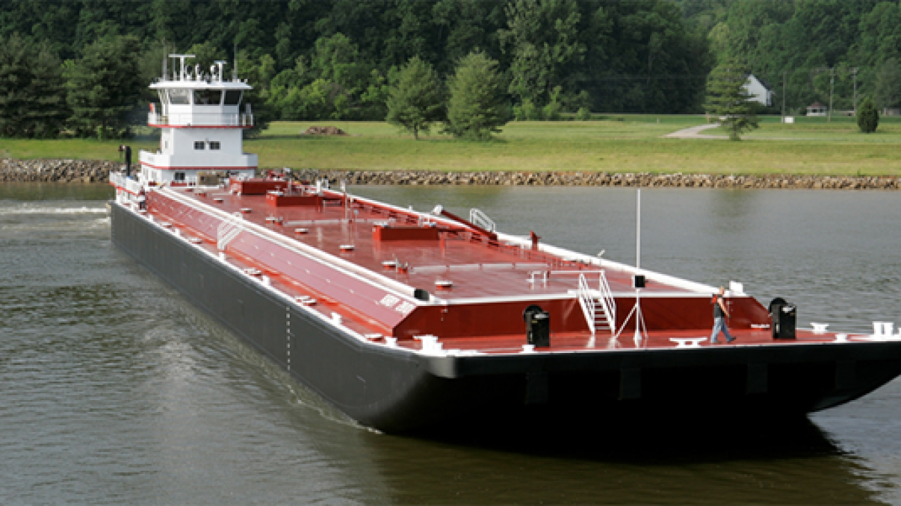 بازرسی و نظارت بر طراحی، ساخت و نصب و راه‌اندازی یک فروند بارج سوخت‌رسان