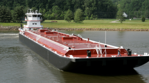 بازرسی و نظارت بر طراحی، ساخت و نصب و راه‌اندازی یک فروند بارج سوخت‌رسان